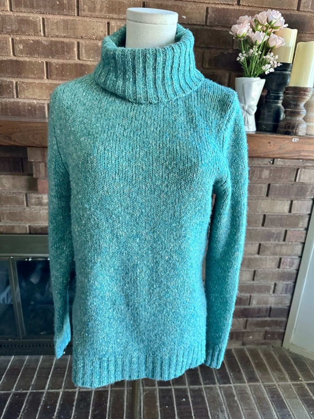 L.L. Bean Wool Blend Turtleneck Sweater Teal Blue Flecked Knit Medium